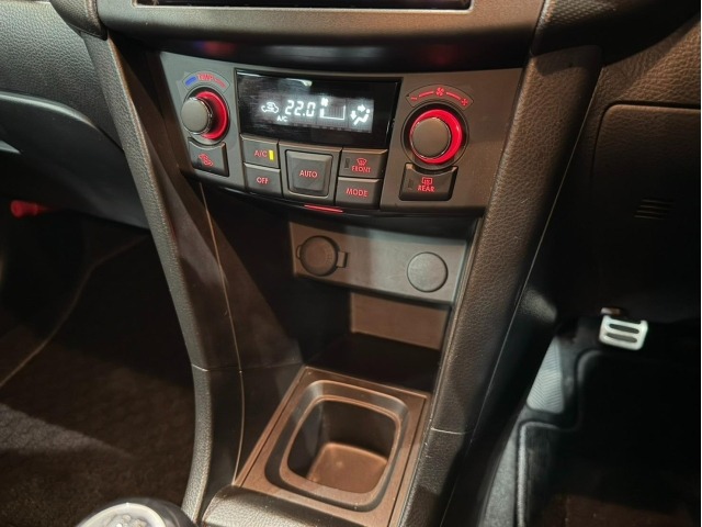 Suzuki SWIFT 2014 7253122-39
