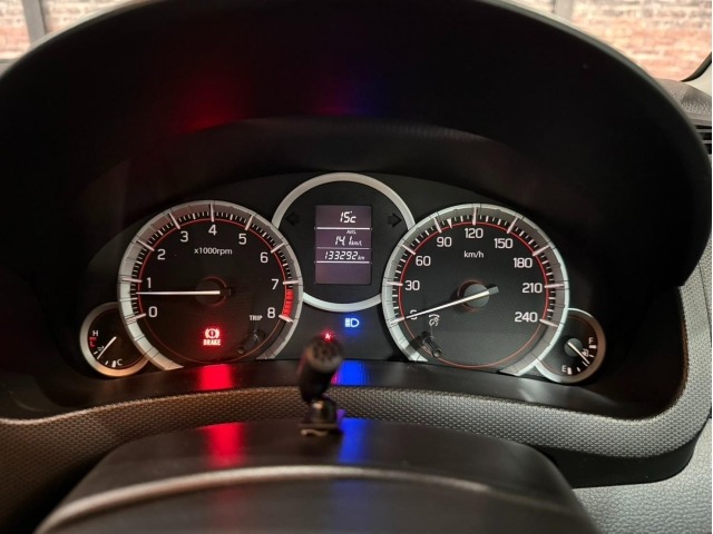 Suzuki SWIFT 2014 7253122-40