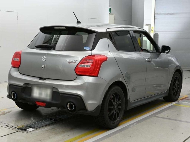 Suzuki SWIFT 2018 7253123-1