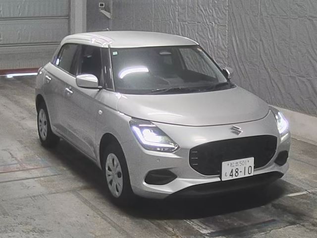 Suzuki SWIFT 2024 7253130-6