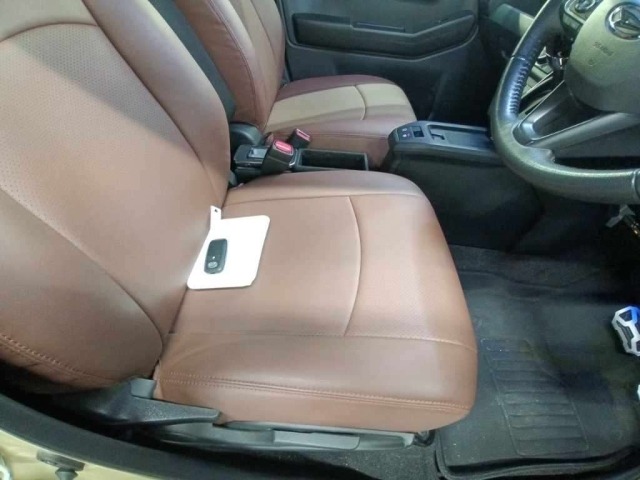 Daihatsu TAFT 2021 7242803-10