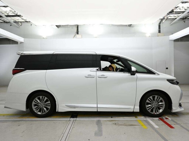 Toyota ALPHARD 2024 7268829-3