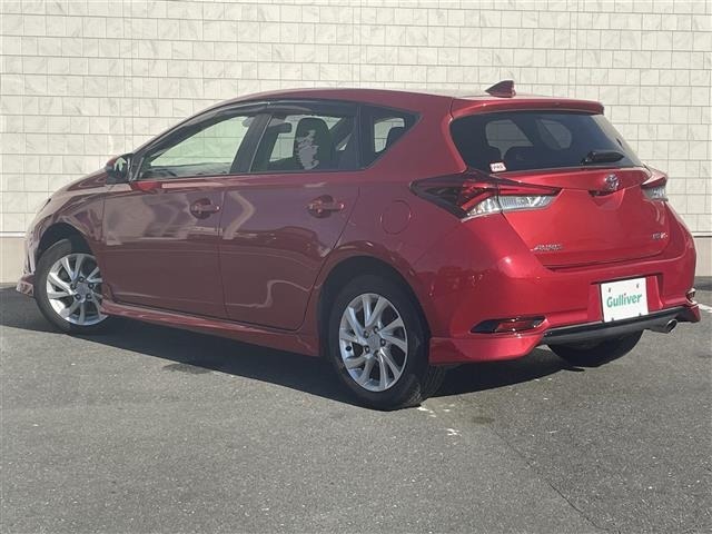 Toyota AURIS 2017 7258708-14