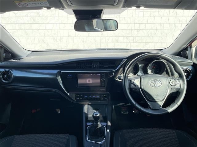 Toyota AURIS 2017 7258708-16