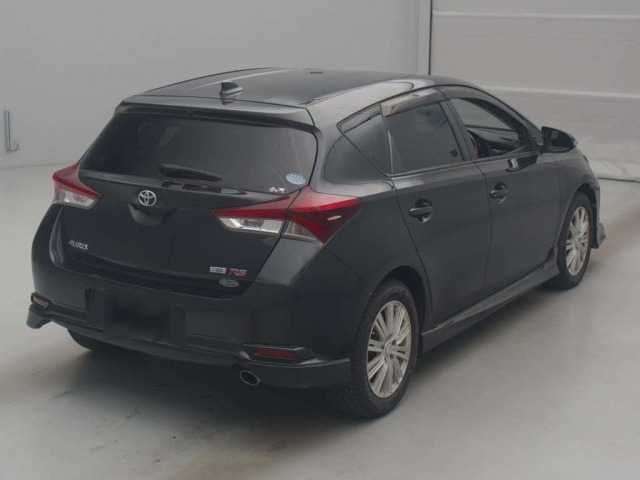 Toyota AURIS 2018 7258737-1