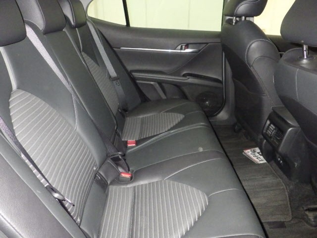 Toyota CAMRY 2021 7256523-8