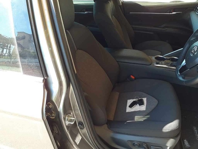 Toyota CAMRY 2023 7256526-8