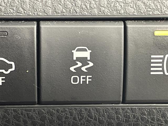 Toyota CAMRY 2017 7256660-3