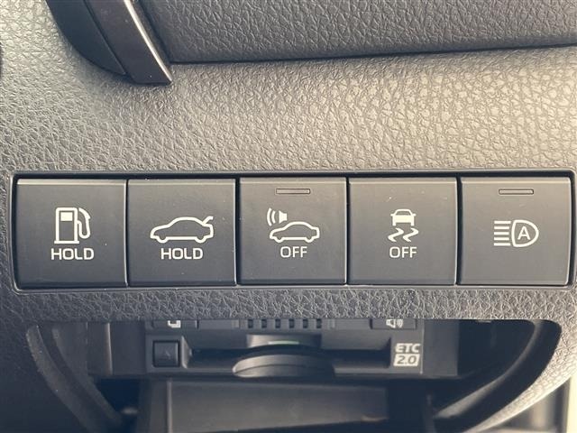 Toyota CAMRY 2020 7256675-8