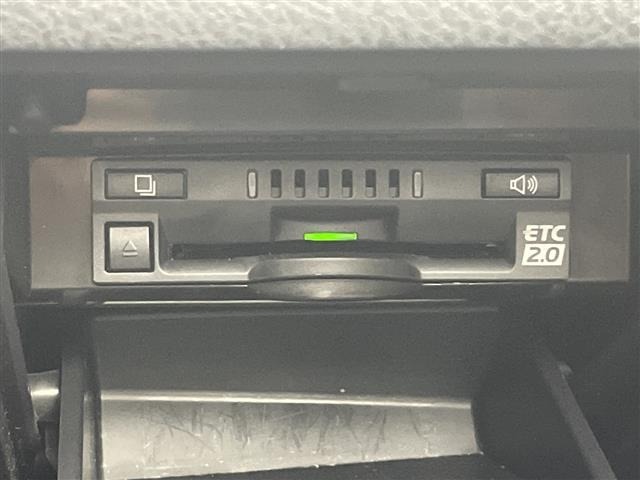 Toyota CAMRY 2018 7256683-11
