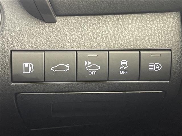 Toyota CAMRY 2018 7256683-22