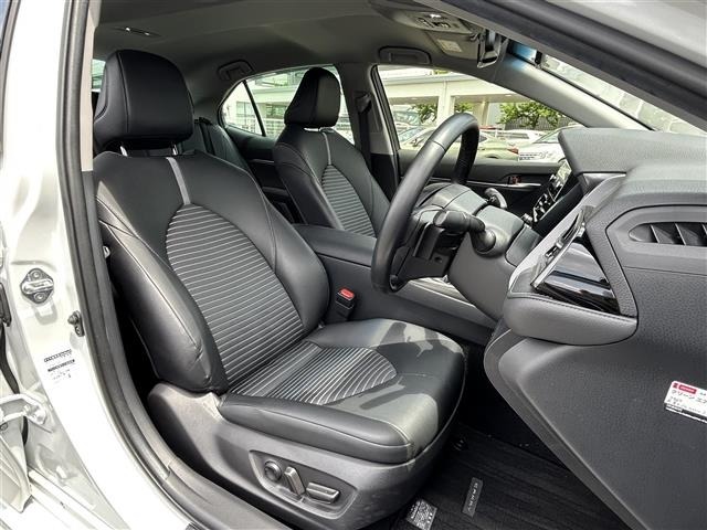 Toyota CAMRY 2023 7256697-6