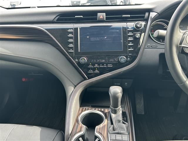 Toyota CAMRY 2017 7256711-8