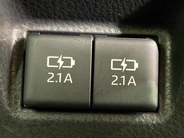 Toyota CAMRY 2019 7256712-1