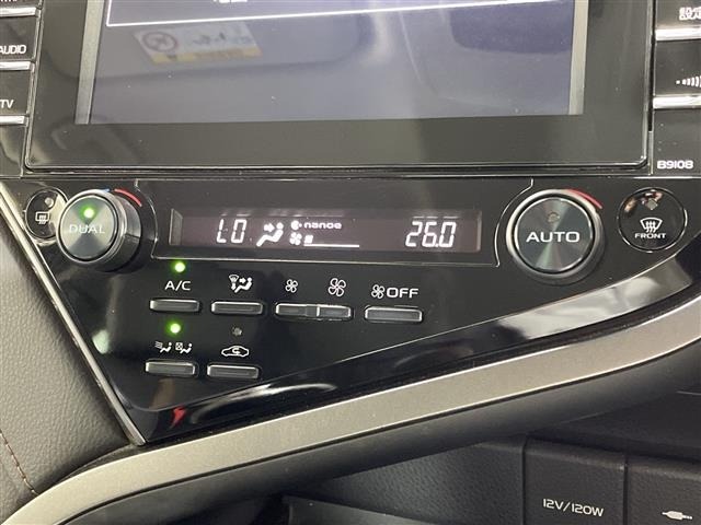 Toyota CAMRY 2019 7256712-22