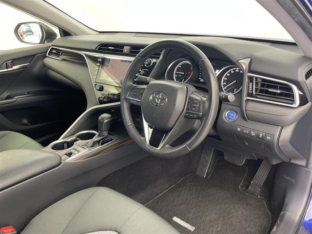Toyota CAMRY 2017 7256718-2