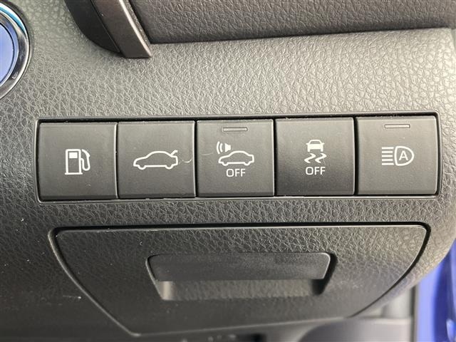 Toyota CAMRY 2017 7256718-8