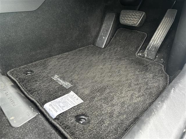 Toyota CAMRY 2019 7256720-22