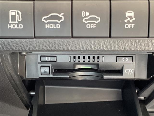 Toyota CAMRY 2019 7256724-22