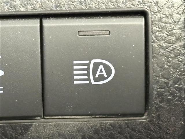 Toyota CAMRY 2021 7256725-21
