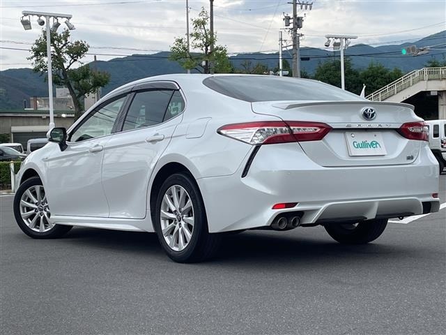 Toyota CAMRY 2019 7256727-13