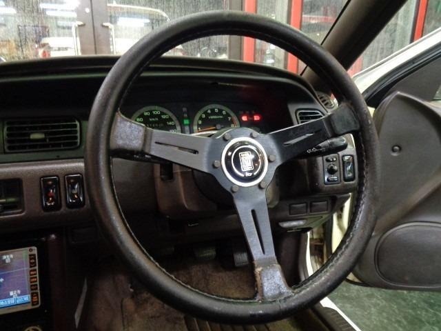 Nissan CEFIRO 1988 7269933-11