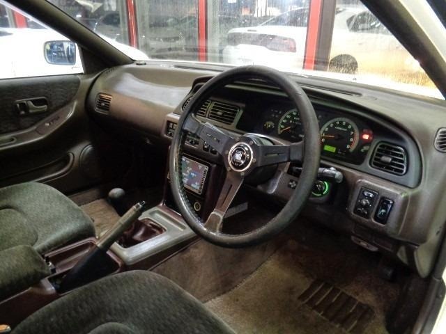 Nissan CEFIRO 1988 7269933-2