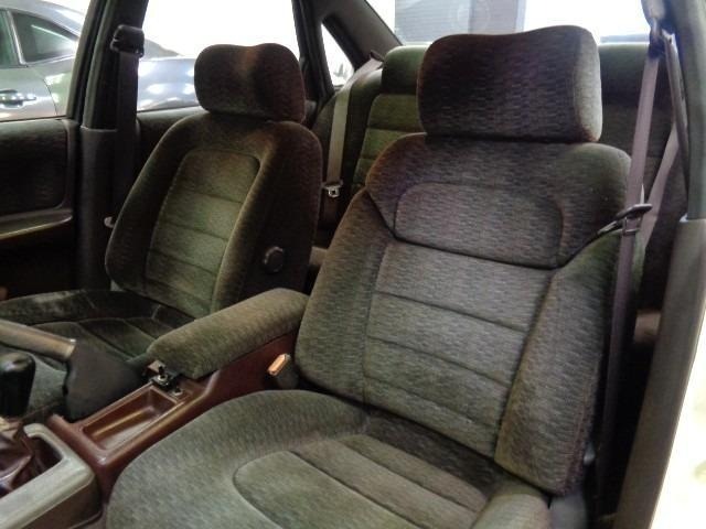 Nissan CEFIRO 1988 7269933-21