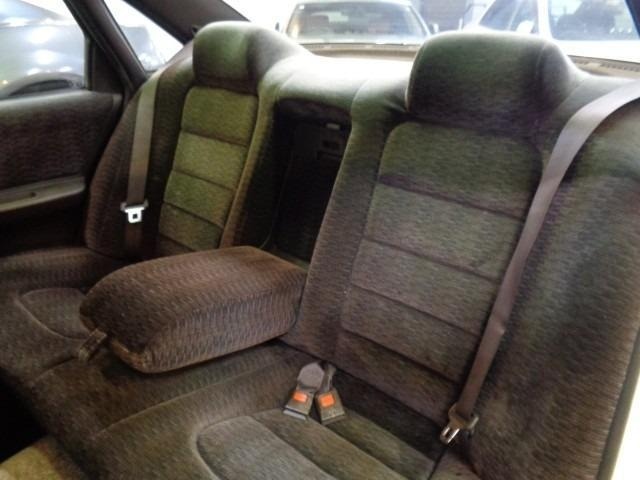 Nissan CEFIRO 1988 7269933-23