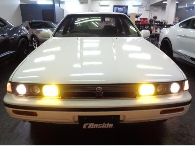 Nissan CEFIRO 1988 7269933-35