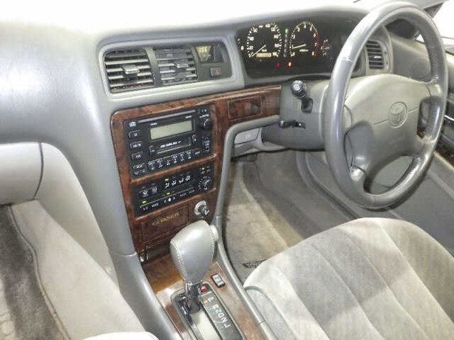 Toyota CHASER 1997 7258561-3