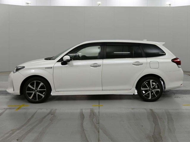 Toyota COROLLA FIELDER 2018 7259169-4