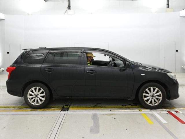 Toyota COROLLA FIELDER 2012 7259233-3