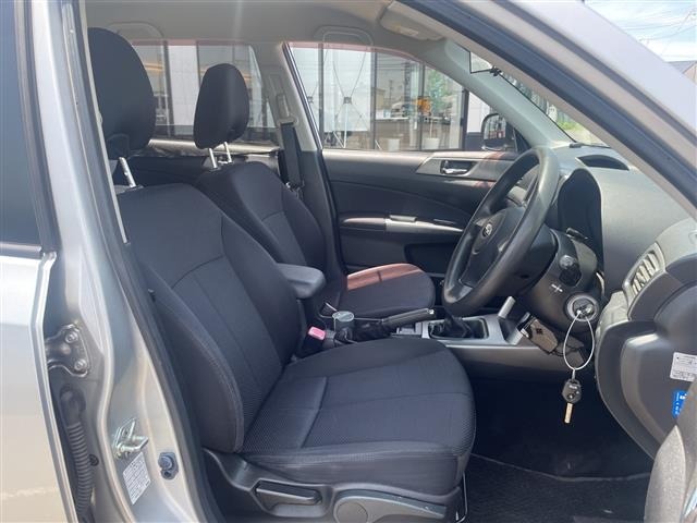 Subaru FORESTER 2011 7263090-1
