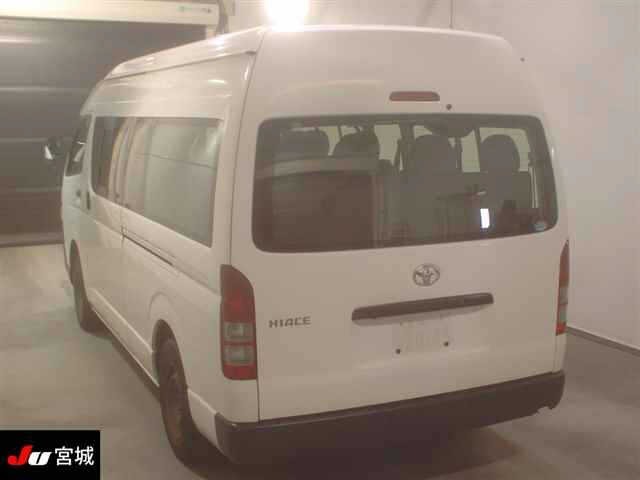 Toyota HIACE COMMUTER 2013 7268093-1