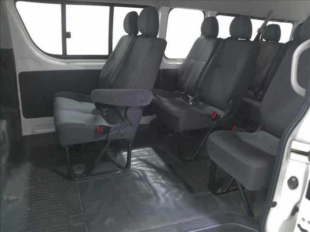 Toyota HIACE COMMUTER 2013 7268093-6