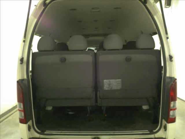 Toyota HIACE COMMUTER 2013 7268093-7