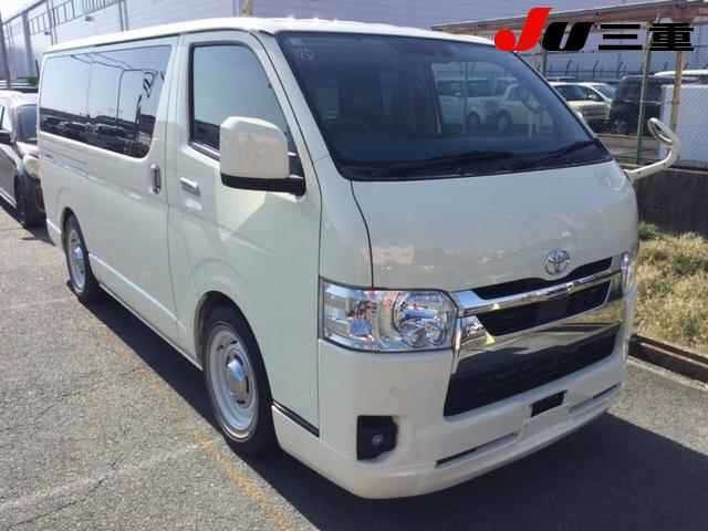 Toyota HIACE VAN 2022 7270102-0