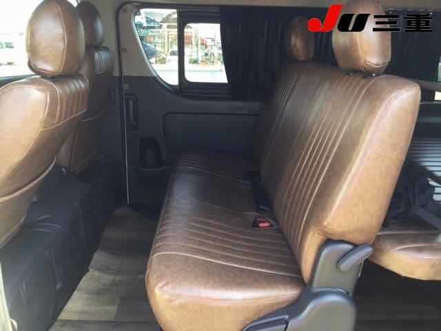 Toyota HIACE VAN 2022 7270102-10