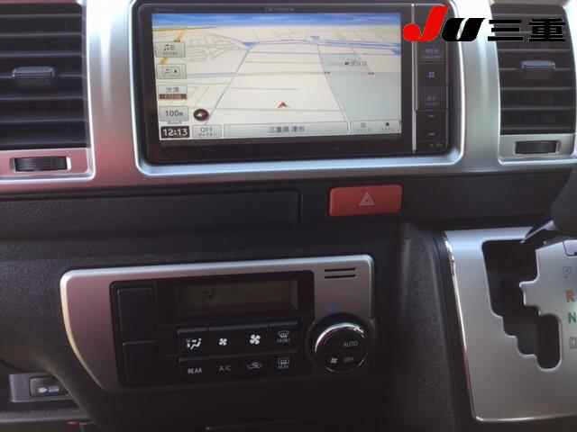 Toyota HIACE VAN 2022 7270102-11