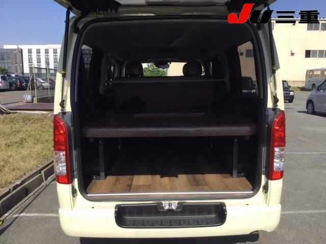 Toyota HIACE VAN 2022 7270102-7