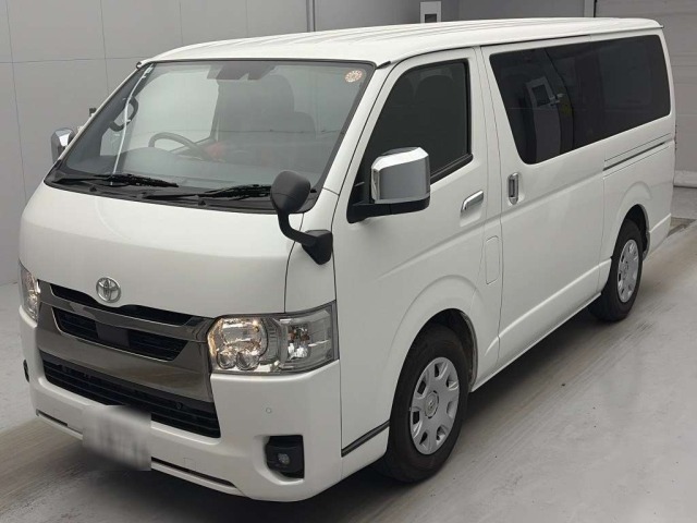 Toyota HIACE VAN 2024 7270133-0