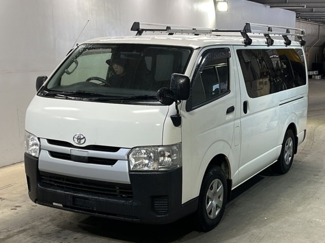 Toyota HIACE VAN 2019 7270152-0
