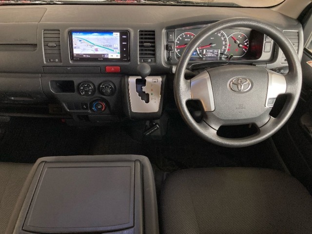 Toyota HIACE VAN 2019 7270152-3