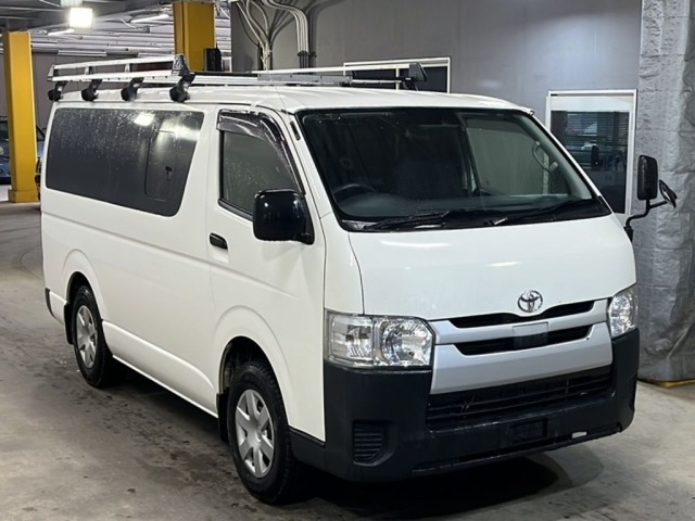 Toyota HIACE VAN 2019 7270152-4
