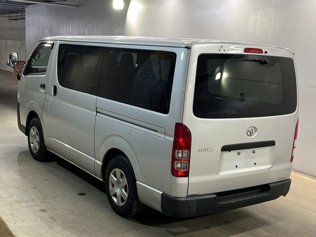Toyota HIACE VAN 2015 7270156-1