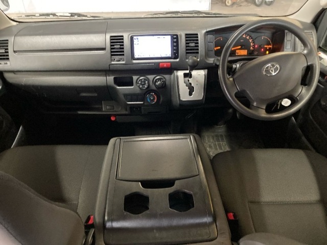 Toyota HIACE VAN 2015 7270156-3