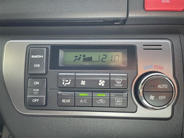 Toyota HIACE VAN 2024 7270326-10