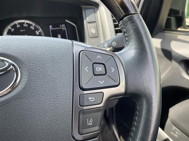 Toyota HIACE VAN 2024 7270326-17