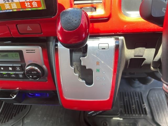 Toyota HIACE VAN 2018 7270329-6